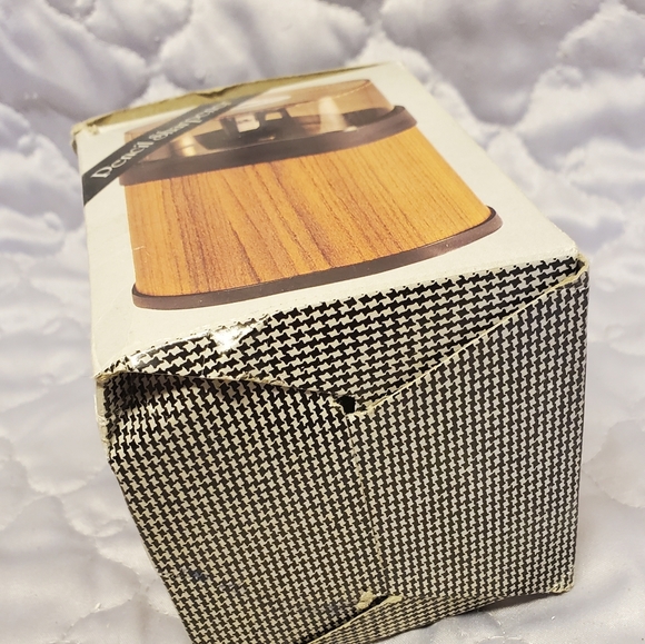 RB5 Vintage Electric Pencil Sharpener Cordless Battery Powered Retro Wood Panel - Picture 3 of 4